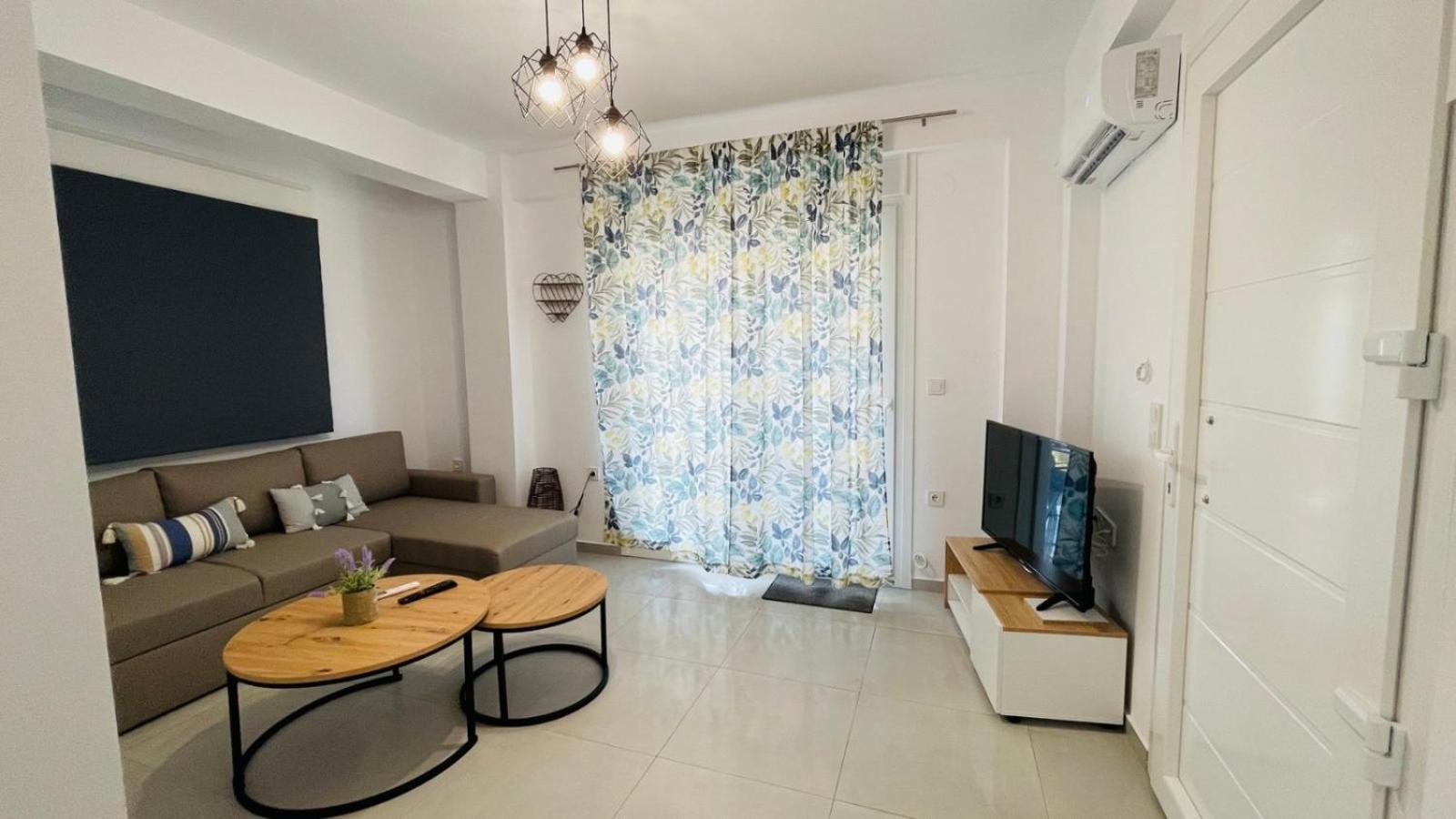 Athina Apartment Ofrinion Exterior photo